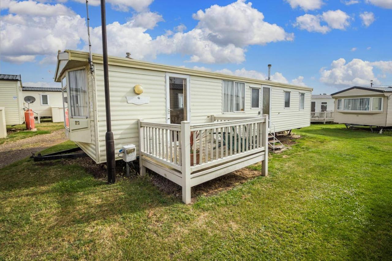 6 Berth Caravan With Decking Nearby Heacham Beach In Norfolk Ref 21047A Hotel Luaran gambar
