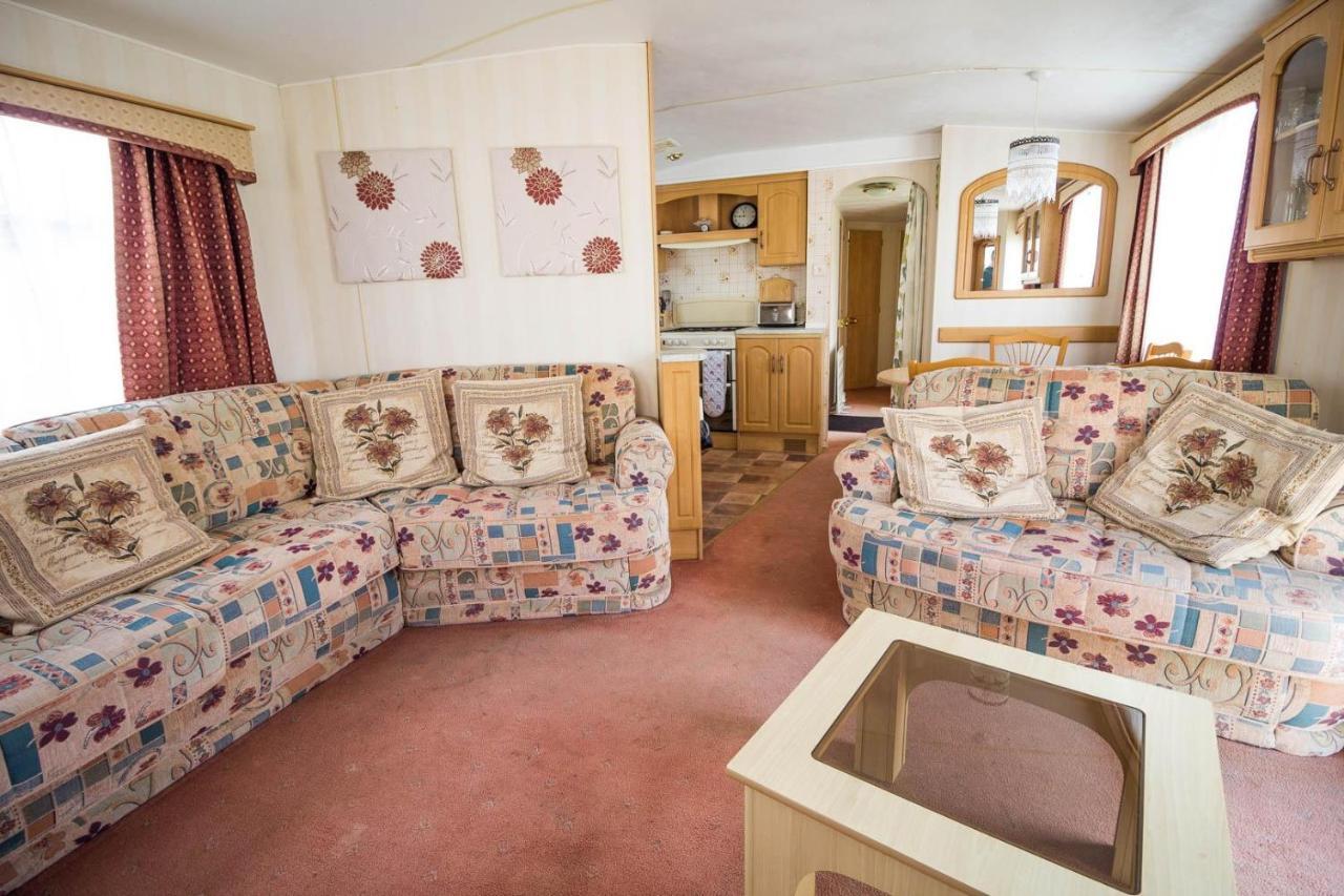 6 Berth Caravan With Decking Nearby Heacham Beach In Norfolk Ref 21047A Hotel Luaran gambar