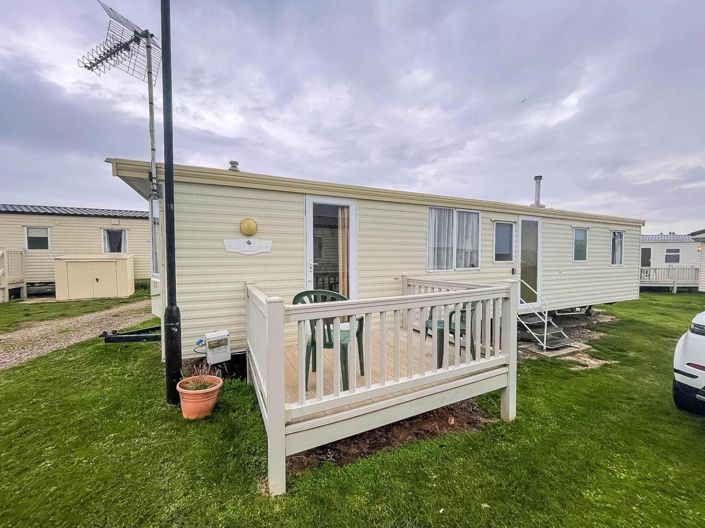 6 Berth Caravan With Decking Nearby Heacham Beach In Norfolk Ref 21047A Hotel Luaran gambar