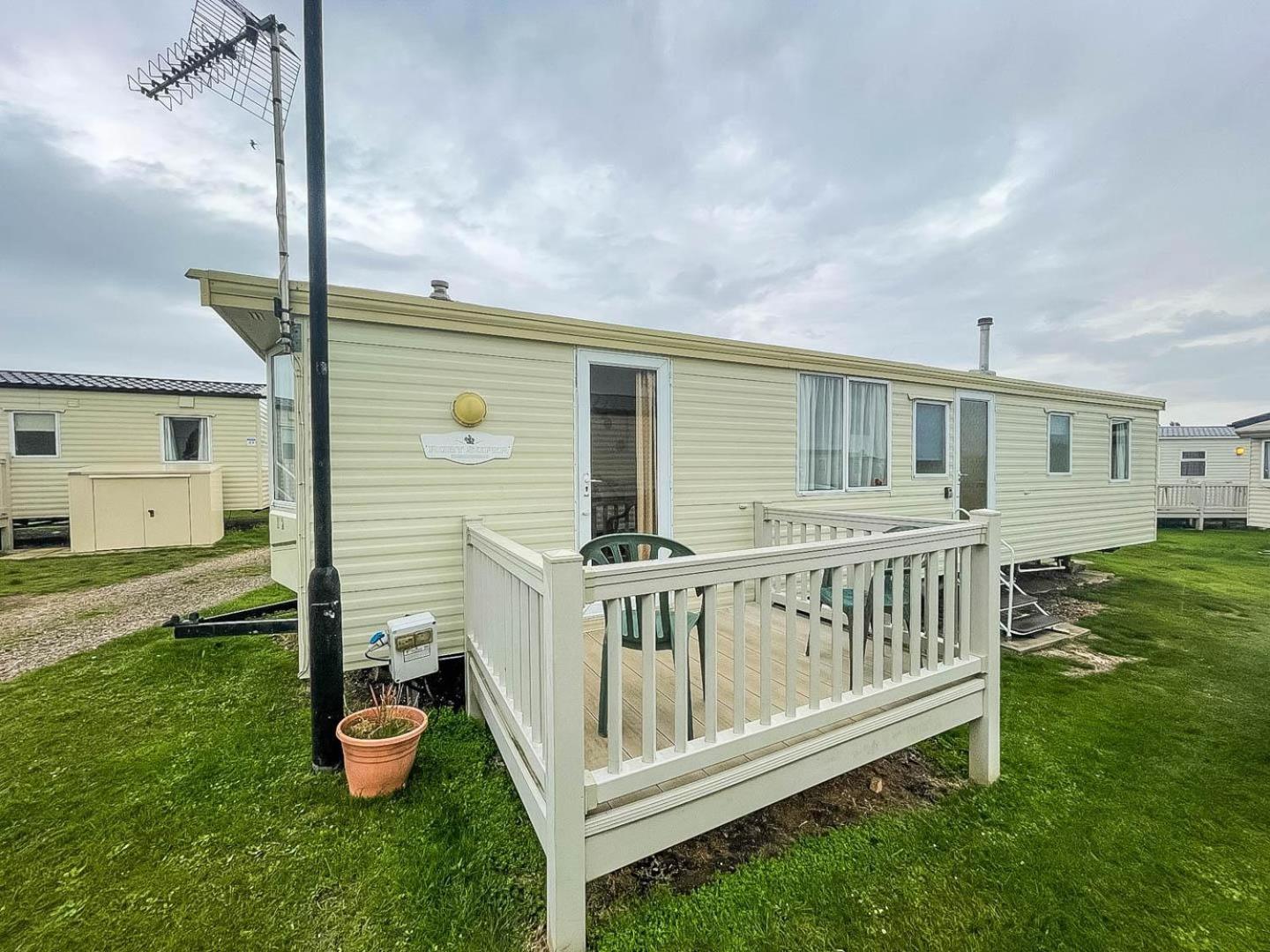 6 Berth Caravan With Decking Nearby Heacham Beach In Norfolk Ref 21047A Hotel Luaran gambar